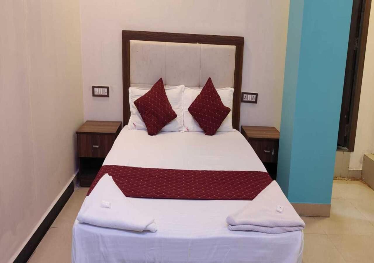 Hotel Blue Sky Residency Mumbai Ngoại thất bức ảnh
